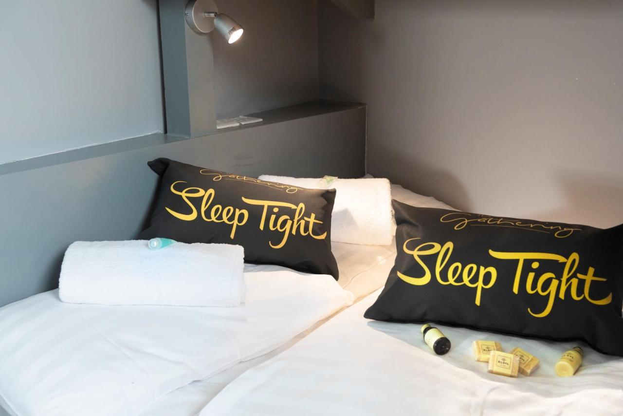 Wrexham Central Stay Apartment Seven Bagian luar foto